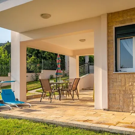 Feriehus Seaview House Paralia Platanou